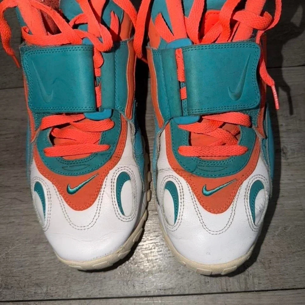 Nike Air‎ Max Speed Turf Miami Dolphins 525225-102 Men's Size 10.5